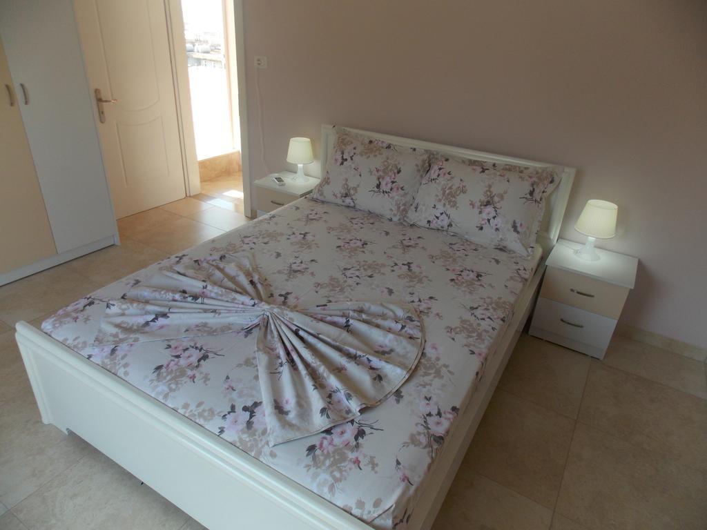 Linda Home Sarande Exterior photo